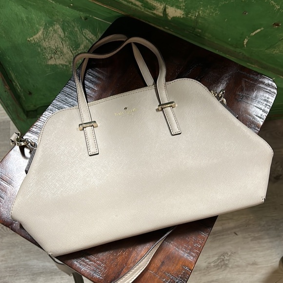 KATE SPADE
Cedar Street Maisie Gray Leather Satchel with crossbody strap - Picture 7 of 8